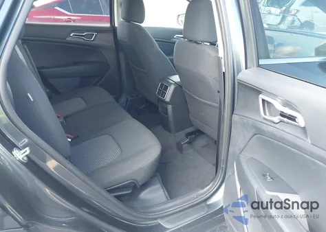 2025 Kia Sportage Lx z USA, uszkodzony, nr VIN KNDPU3DF3S7396454